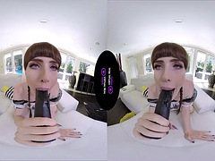 VirtualRealTrans.com - A doll and other toys
