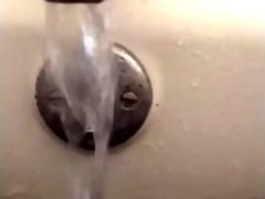 No hand Masturbation with bath Faucet )