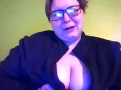 Frazzle Shows off her 38DDD TITS!